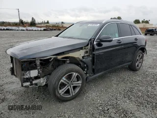 2019 Mercedes-Benz GLC 300 z VIN WDC0G4JB7KV186428, wystawiony jako Copart lot #47787595 z przebiegiem 67 912 mil mil oraz Szkoda całkowita • Salvage title. Historia ofert i sprzedaży dostępna na DreamBid. Obrazek 1.