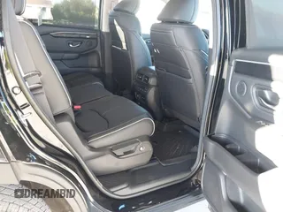 2024 Honda Pilot Elite with VIN 5FNYG1H85RB001707, listed as a IAAI auction lot 41793733 with 20,491 mi miles. Bid and sale history available at carsss.com. Image 8.
