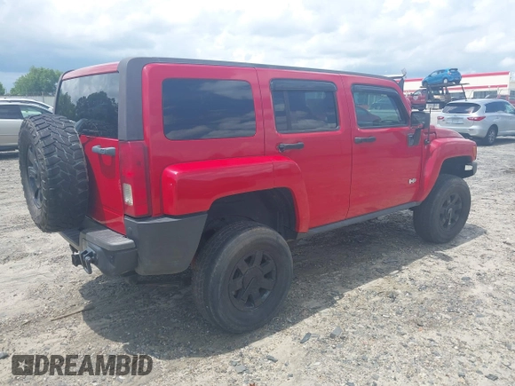 2007 Hummer H3 SUV с VIN 5GTDN13E578241928, выставлен на аукционе IAAI как лот 42542515 с пробегом 182 217 миль миль и . История ставок и продаж доступна на DreamBid. Изображение 4.