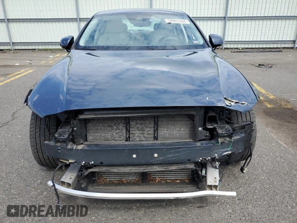 2020 Volvo S60 Momentum with VIN 7JR102FK7LG049735, listed as a Copart auction lot 52903384 with 22,235 mi miles. Bid and sale history available at carsss.com. Image 5.
