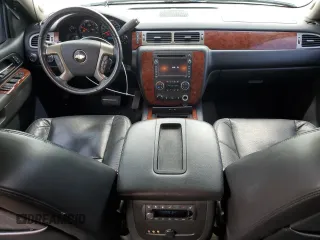 2010 Chevrolet Tahoe LTZ with VIN 1GNUKCE01AR127365, listed as a Copart auction lot 60711715 with 151,962 mi miles and Salvage title. Bid and sale history available at DreamBid. Image 8.