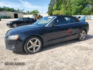 2010 Audi A5 Premium Plus z VIN WAULFAFH5AN018641, wystawiony jako Copart lot #56548665 z przebiegiem 155 833 mil mil oraz Czysty tytuł • Clean title. Historia ofert i sprzedaży dostępna na DreamBid. Obrazek 1.