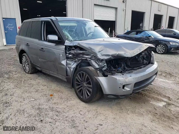 2011 Land Rover Range Rover Sport HSE LUX with VIN SALSK2D40BA714227, listed as a Copart auction lot 83686964 with 116,465 mi miles and Salvage Title. Bid and sale history available at carsss.com. Image 12.