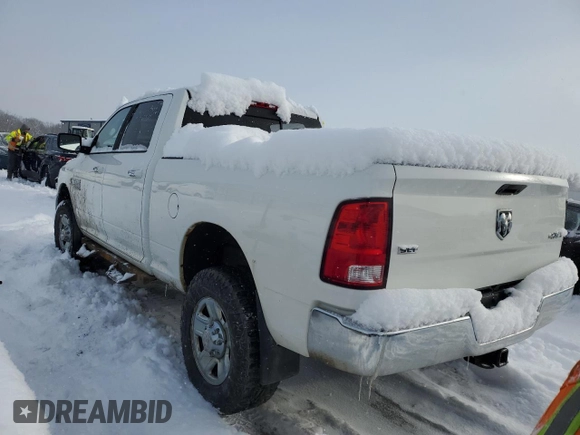 2017 Ram 2500 SLT z VIN 3C6UR5DL3HG652280, wystawiony jako Copart lot #47184555 z przebiegiem 98 727 mil mil oraz Szkoda całkowita • Salvage title. Historia ofert i sprzedaży dostępna na DreamBid. Obrazek 2.