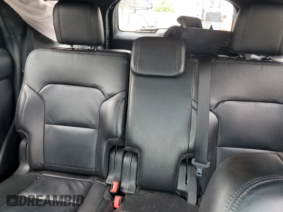 2018 Ford Explorer XLT z VIN 1FM5K8D82JGB05397, wystawiony jako Copart lot #60911525 z przebiegiem 146 485 mil mil oraz Nie do naprawy • Non repairable. Historia ofert i sprzedaży dostępna na DreamBid. Obrazek 10.