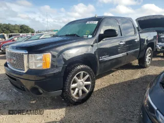 2008 GMC Sierra Denali z VIN 2GTEK638281248433, wystawiony jako Copart lot #79212524 z przebiegiem 218 840 mil mil oraz Szkody całkowita. Historia ofert i sprzedaży dostępna na DreamBid. Obrazek 1.