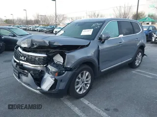 2022 Kia Telluride LX with VIN 5XYP2DHC7NG235365, listed as a IAAI auction lot 41434032 with 32,628 mi miles and . Bid and sale history available at DreamBid. Image 2.