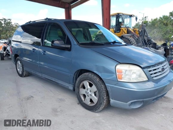 2004 Ford Freestar SES z VIN 2FMZA576X4BA05461, wystawiony jako IAAI lot #42255432 z przebiegiem 115 971 mil mil oraz . Historia ofert i sprzedaży dostępna na DreamBid. Obrazek 1.