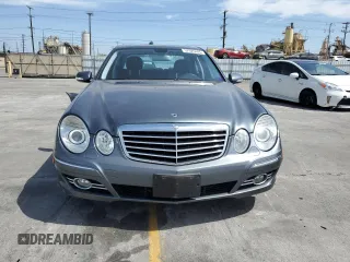 2008 Mercedes-Benz E 350 Luxury z VIN WDBUF56X98B359198, wystawiony jako Copart lot #57625445 z przebiegiem 69 973 mil mil oraz Szkoda całkowita • Salvage title. Historia ofert i sprzedaży dostępna na DreamBid. Obrazek 5.