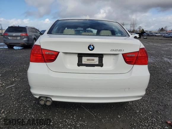 2010 BMW 3 Series 328i with VIN WBAPH5G59ANM70096, listed as a Copart auction lot 47811155 with 122,561 mi miles and Clean Title. Bid and sale history available at DreamBid. Image 6.