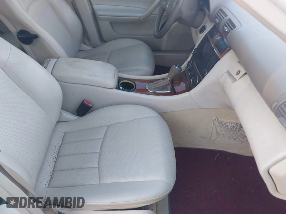 2007 Mercedes-Benz C 280 Luxury with VIN WDBRF54H47A935172, listed as a IAAI auction lot 41702794 with 138,889 mi miles and . Bid and sale history available at DreamBid. Image 5.