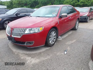 2010 Lincoln MKZ with VIN 3LNHL2GC9AR629825, listed as a IAAI auction lot 42185911 with 112,607 mi miles and . Bid and sale history available at carsss.com. Image 2.