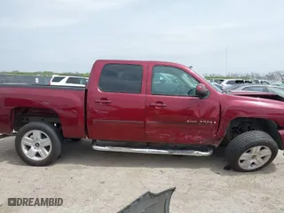 2008 Chevrolet Silverado 1500 LTZ with VIN 3GCEC13J18G212369, listed as a IAAI auction lot 41887947 with 318,161 mi miles. Bid and sale history available at carsss.com. Image 13.