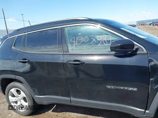 2020 Jeep Compass Latitude with VIN 3C4NJDBB6LT219710, listed as a IAAI auction lot 41907981 with 41,256 mi miles. Bid and sale history available at carsss.com. Image 12.