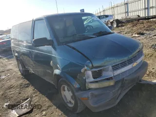 1995 Chevrolet Astro Cargo with VIN 1GCDM19W1SB176517, listed as a Copart auction lot 81538884 with 187,886 mi miles and Salvage Title. Bid and sale history available at carsss.com. Image 4.