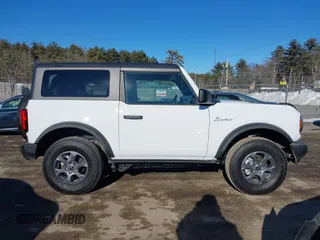 2024 Ford Bronco Big Bend с VIN 1FMDE7AH7RLB15038, выставлен на аукционе IAAI как лот 41504232 с пробегом 344 миль миль и . История ставок и продаж доступна на DreamBid. Изображение 14.