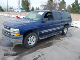 2002 Chevrolet Suburban LS with VIN 1GNEC16T72J325186, listed as a IAAI auction lot 41597317 with 235,713 mi miles. Bid and sale history available at carsss.com. Image 2.