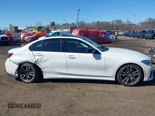 2020 BMW 3 Series M340i z VIN WBA5U7C02LA234487, wystawiony jako IAAI lot #41816831 z przebiegiem 27 562 mil mil oraz . Historia ofert i sprzedaży dostępna na DreamBid. Obrazek 13.