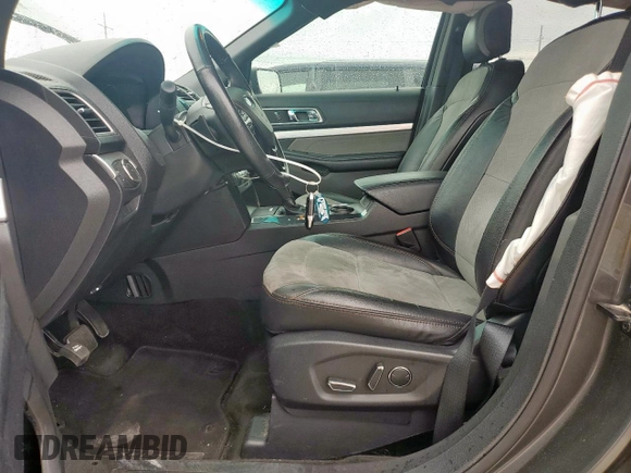 2017 Ford Explorer XLT with VIN 1FM5K7D86HGA69038, listed as a Copart auction lot 60349135 with 139,562 mi miles and Salvage title. Bid and sale history available at DreamBid. Image 7.