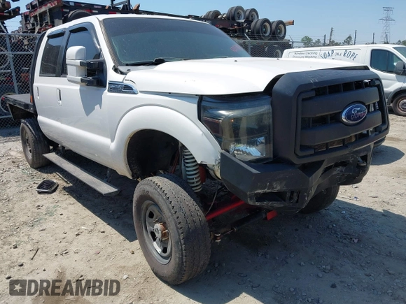 2011 Ford F-250 XL z VIN 1FT7W2BT4BEA25697, wystawiony jako IAAI lot #42059635 z przebiegiem 180 000 mil mil oraz . Historia ofert i sprzedaży dostępna na DreamBid. Obrazek 1.