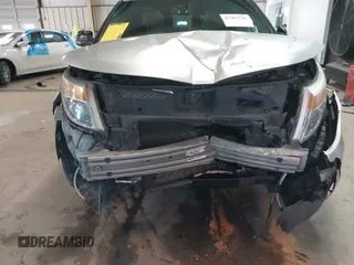 2014 Ford Explorer XLT with VIN 1FM5K7D89EGA52570, listed as a IAAI auction lot 41307178 with 286,243 mi miles and . Bid and sale history available at DreamBid. Image 6.
