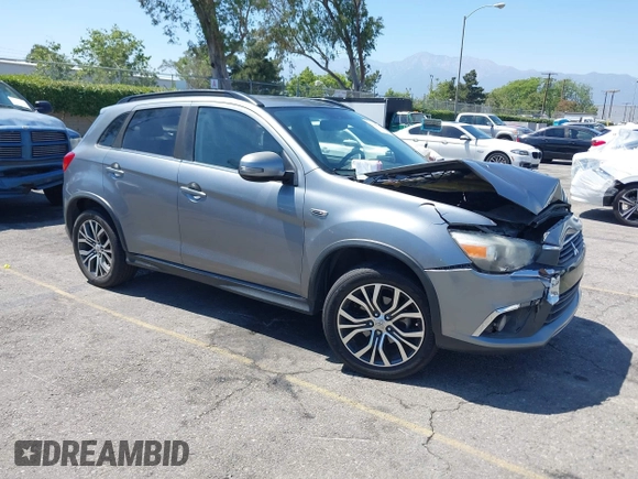 2016 Mitsubishi Outlander SEL z VIN JA4AP4AW5GZ028306, wystawiony jako IAAI lot #42304593 z przebiegiem 138 595 mil mil oraz . Historia ofert i sprzedaży dostępna na DreamBid. Obrazek 1.