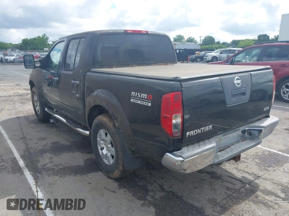 2006 Nissan Frontier SE z VIN 1N6AD07W86C457386, wystawiony jako IAAI lot #42263208 z przebiegiem 169 768 mil mil oraz . Historia ofert i sprzedaży dostępna na DreamBid. Obrazek 3.