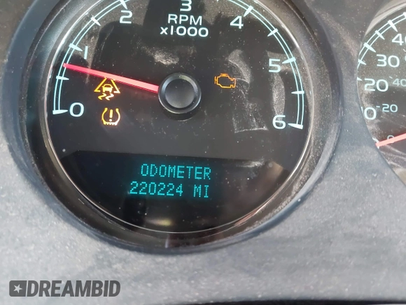 2008 Chevrolet Tahoe 3LT with VIN 1GNFC13038R145292, listed as a IAAI auction lot 42542523 with 220,224 mi miles and . Bid and sale history available at DreamBid. Image 7.