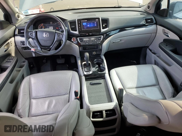 2018 Honda Ridgeline RTL-E with VIN 5FPYK3F77JB014975, listed as a Copart auction lot 59798125 with 124,361 mi miles and Clean title. Bid and sale history available at DreamBid. Image 8.