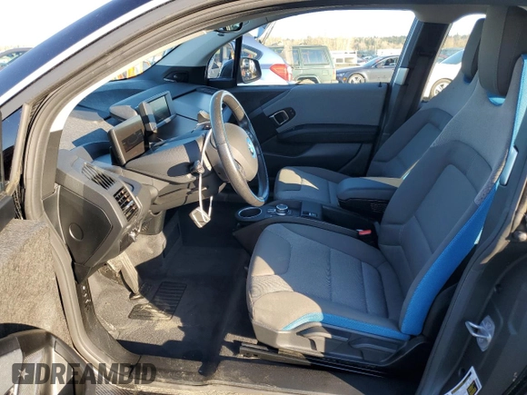 2020 BMW i3 z VIN WBY8P4C08L7G07617, wystawiony jako Copart lot #42570015 z przebiegiem 2 470 mil mil oraz Szkoda całkowita • Salvage title. Historia ofert i sprzedaży dostępna na DreamBid. Obrazek 7.