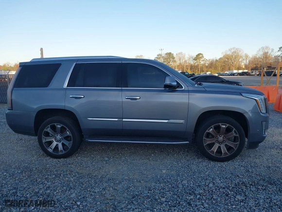 2018 Cadillac Escalade Luxury with VIN 1GYS3BKJ1JR307525, listed as a IAAI auction lot 41800377 with 171,484 mi miles. Bid and sale history available at carsss.com. Image 13.