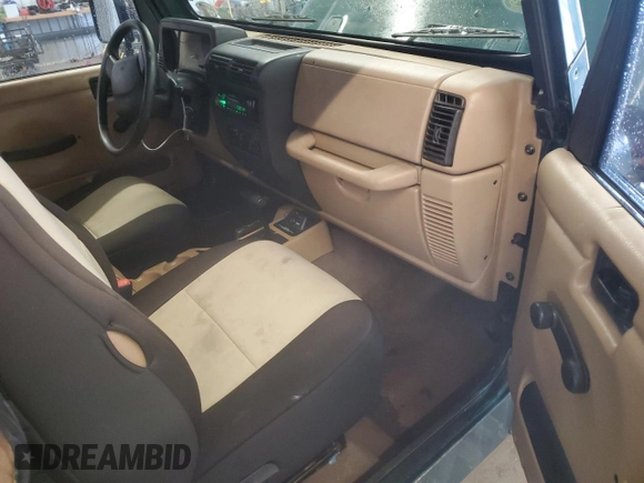 2000 Jeep Wrangler SE with VIN 1J4FA29P3YP801389, listed as a Copart auction lot 44803835 with 131,945 mi miles and Clean Title. Bid and sale history available at carsss.com. Image 8.