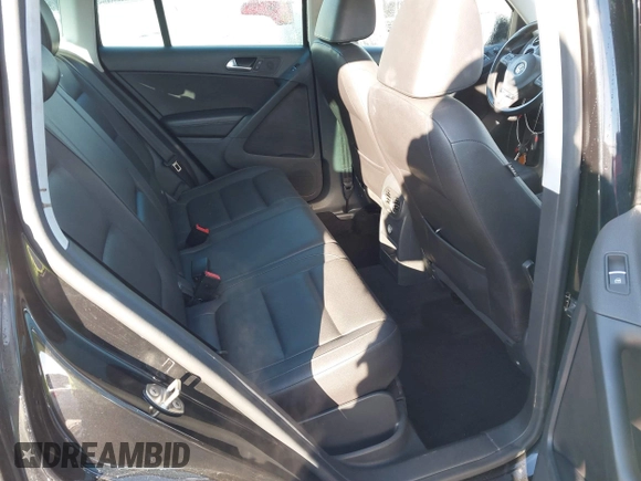 2016 Volkswagen Tiguan S with VIN WVGBV7AX3GW522378, listed as a IAAI auction lot 41391294 with 106,278 mi miles and . Bid and sale history available at DreamBid. Image 8.
