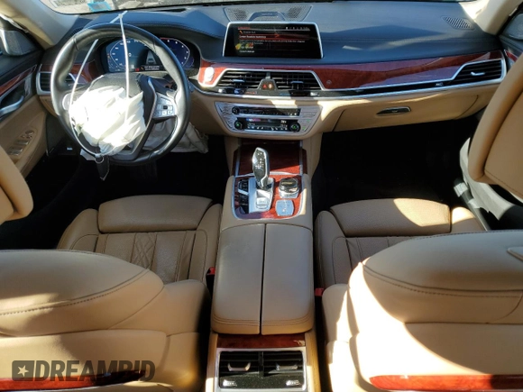 2022 BMW 7 Series with VIN WBA7U2C11NCJ22940, listed as a Copart auction lot 87848125 with 37,023 mi miles and Salvage title. Bid and sale history available at DreamBid. Image 8.