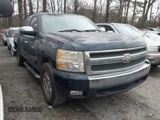2007 Chevrolet Silverado 1500 LT w/1LT with VIN 2GCEC19J471570418, listed as a IAAI auction lot 41511134 with 219,552 mi miles. Bid and sale history available at carsss.com. Image 1.