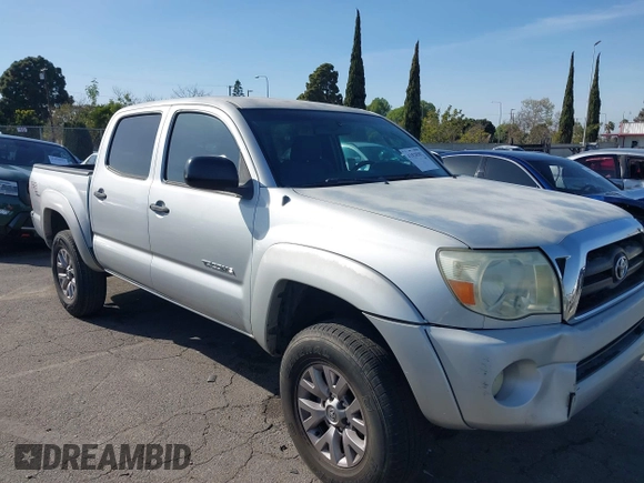 2008 Toyota Tacoma PreRunner with VIN 5TEJU62N38Z487744, listed as a IAAI auction lot 41828502 with 258,537 mi miles. Bid and sale history available at carsss.com. Image 13.