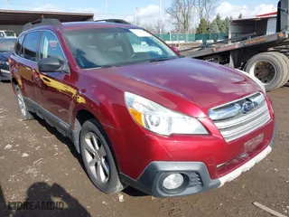 2014 Subaru Outback 2.5i Limited with VIN 4S4BRCLC1E3225695, listed as a IAAI auction lot 41675427 with 173,531 mi miles. Bid and sale history available at carsss.com. Image 1.
