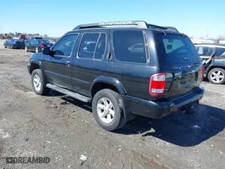 2004 Nissan Pathfinder SE with VIN JN8DR09Y04W915048, listed as a IAAI auction lot 41858200 with 146,134 mi miles. Bid and sale history available at carsss.com. Image 3.