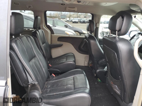 2011 Chrysler Town & Country Touring L z VIN 2A4RR8DG7BR694918, wystawiony jako Copart lot #48032095 z przebiegiem 138 860 mil mil oraz Szkoda całkowita • Salvage title. Historia ofert i sprzedaży dostępna na DreamBid. Obrazek 10.