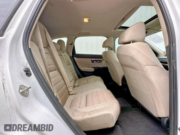 2019 Honda CR-V EX z VIN 7FARW1H50KE036985, wystawiony jako Copart lot #61110265 z przebiegiem 193 050 mil mil oraz Czysty tytuł • Clean title. Historia ofert i sprzedaży dostępna na DreamBid. Obrazek 6.