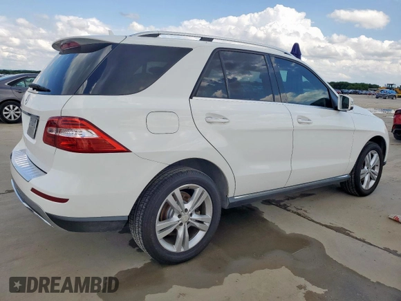 2015 Mercedes-Benz M 350 with VIN 4JGDA5JBXFA507272, listed as a Copart auction lot 51022775 with 121,315 mi miles and Clean title. Bid and sale history available at DreamBid. Image 3.