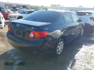 2010 Toyota Corolla z VIN 1NXBU4EE0AZ283899, wystawiony jako IAAI lot #42264821 z przebiegiem 192 880 mil mil oraz . Historia ofert i sprzedaży dostępna na DreamBid. Obrazek 4.