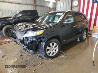 2011 Kia Sorento LX with VIN 5XYKTCA14BG043200, listed as a Copart auction lot 61435595 with Not provided miles and Salvage title. Bid and sale history available at DreamBid. Image 1.