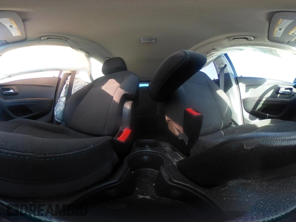 2016 Chevrolet Trax LS with VIN KL7CJKSB1GB695184, listed as a IAAI auction lot 41488203 with 113,410 mi miles. Bid and sale history available at carsss.com. Image 18.
