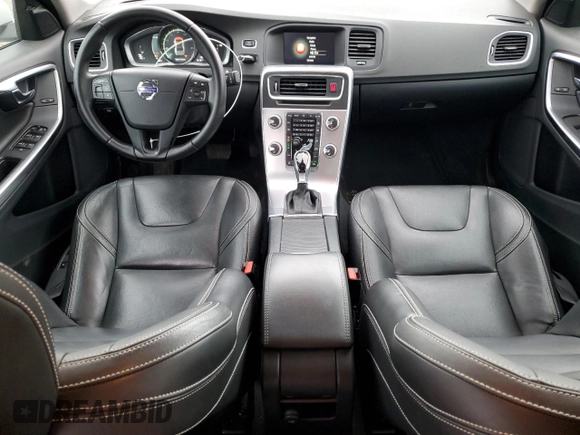 2017 Volvo S60 Dynamic с VIN YV140MTL3H2437239, выставлен на аукционе Copart как лот 47482105 с пробегом 81 827 миль миль и Списание • Salvage title. История ставок и продаж доступна на DreamBid. Изображение 8.