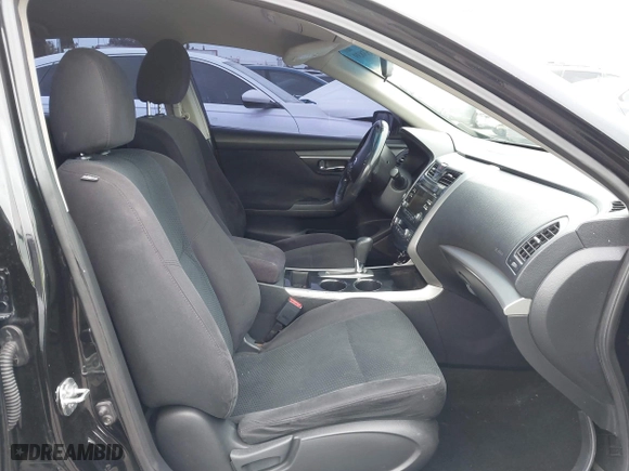 2013 Nissan Altima 2.5 SV with VIN 1N4AL3AP8DN487973, listed as a IAAI auction lot 42053839 with 124,871 mi miles. Bid and sale history available at carsss.com. Image 5.