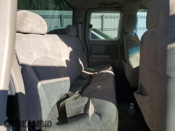 2001 Chevrolet Silverado 1500 LS with VIN 1GCEC19V01E169893, listed as a Copart auction lot 48826955 with 147,722 mi miles and Salvage Title. Bid and sale history available at DreamBid. Image 10.