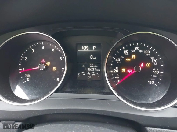 2015 Volkswagen Jetta Sedan 1.8T Sport with VIN 3VWD17AJXFM351760, listed as a IAAI auction lot 41338466 with 178,297 mi miles. Bid and sale history available at carsss.com. Image 7.