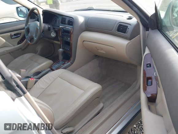 2004 Subaru Legacy Outback VDC with VIN 4S3BH896547617172, listed as a IAAI auction lot 41444575 with 163,845 mi miles and . Bid and sale history available at DreamBid. Image 5.