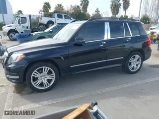 2013 Mercedes-Benz GLK-Class GLK 350 with VIN WDCGG8JB5DG108761, listed as a IAAI auction lot 41622613 with 177,587 mi miles. Bid and sale history available at carsss.com. Image 2.